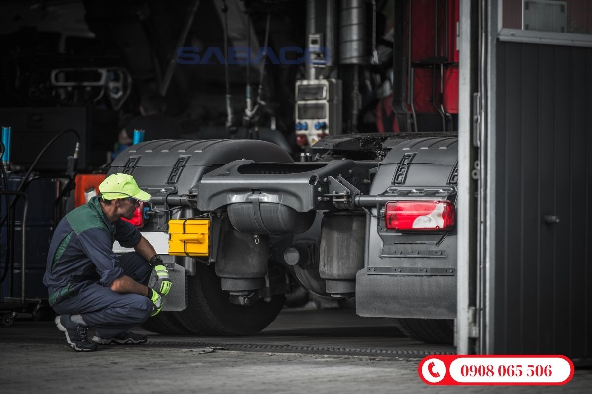 Bảo tr&igrave; hệ thống l&aacute;i Hino