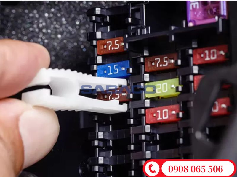 kiểm tra điện xe tải