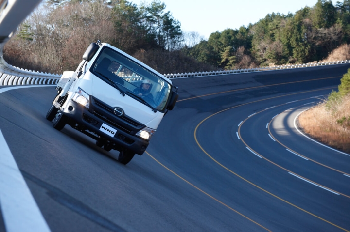 Thủ tục mua xe tải Hino trả góp: Đơn giản, nhanh chóng và minh bạch