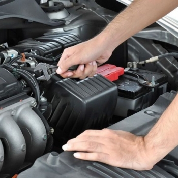 Sửa xe tải Hino uy tín và chuyên nghiệp tại Sabaco